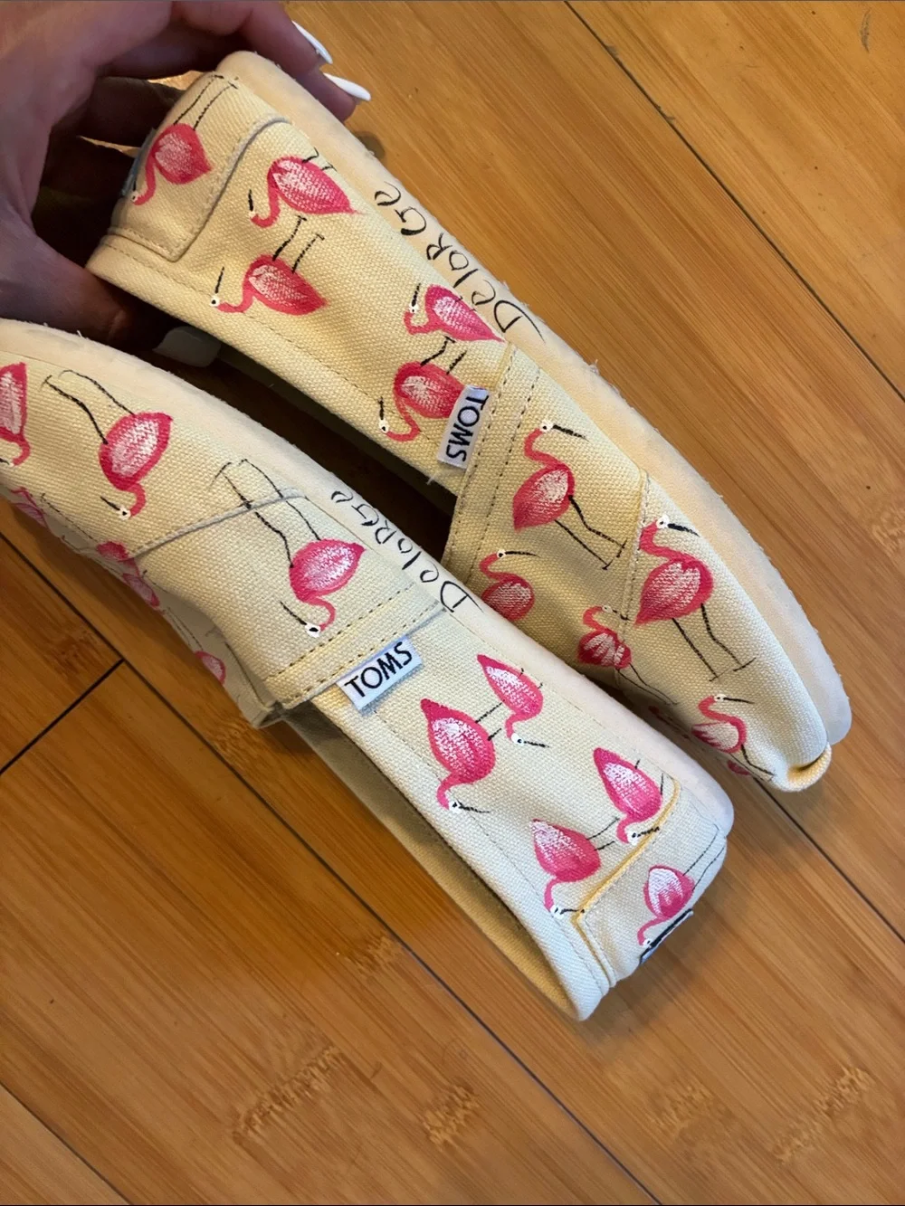 TOMS Women's Cream Canvas Flats with Pink Flamingo Print